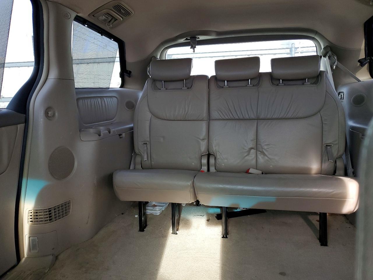 2008 TOYOTA SIENNA