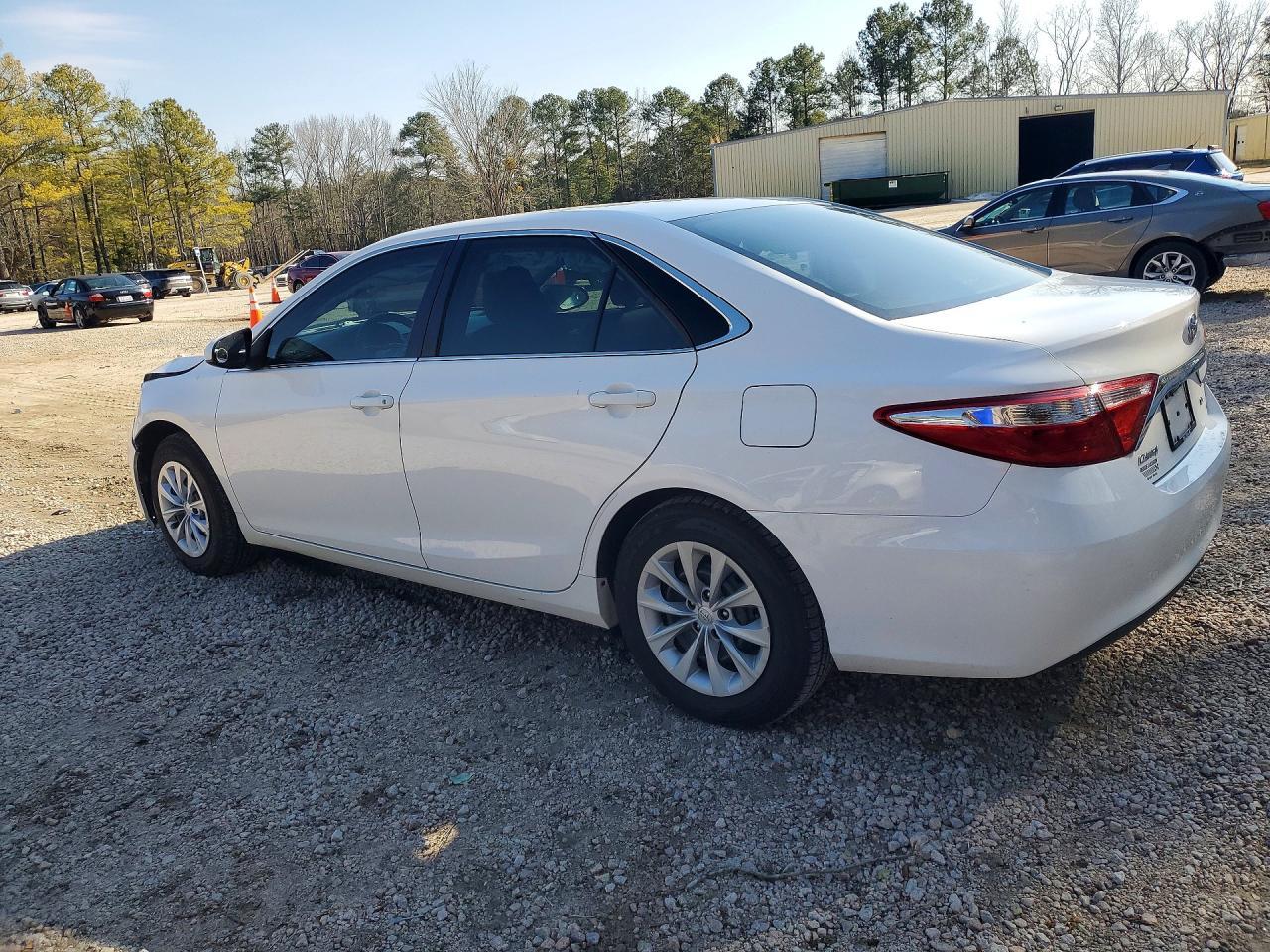 2017 TOYOTA CAMRY