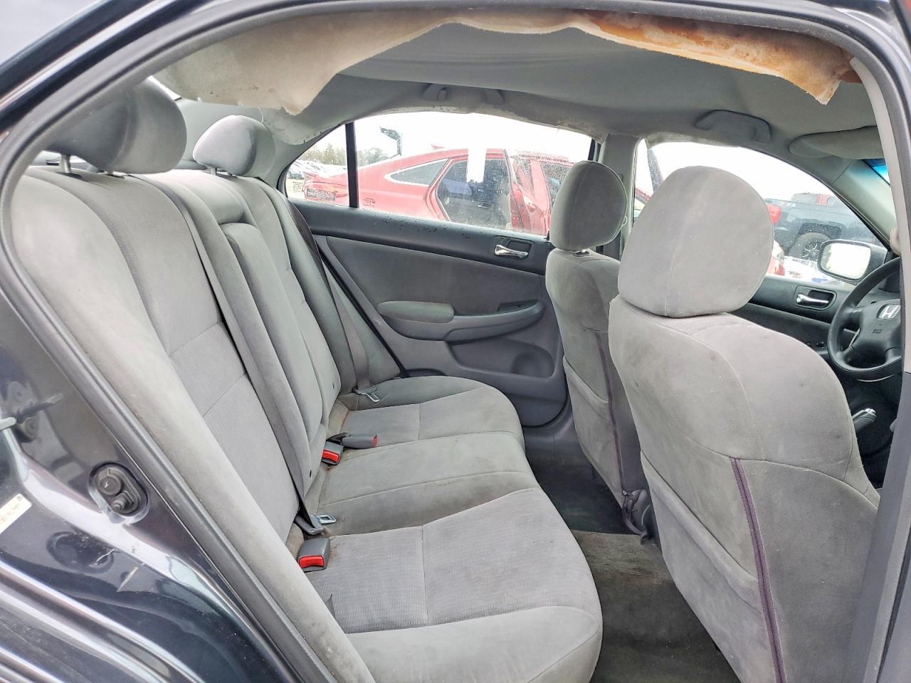 2004 HONDA ACCORD