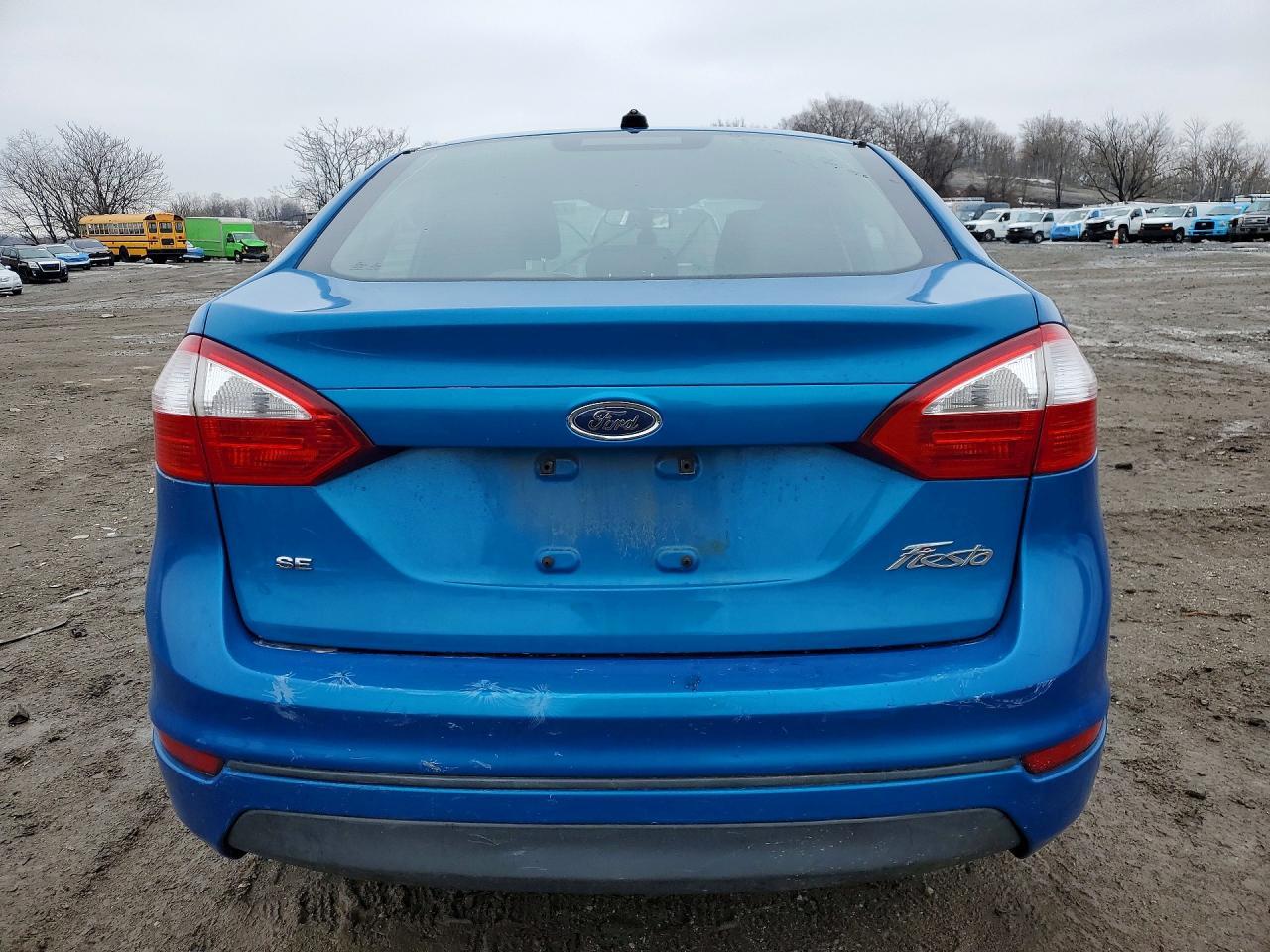 2015 FORD Fiesta