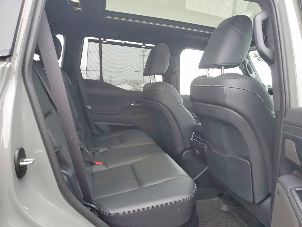 2025 LEXUS GX 550