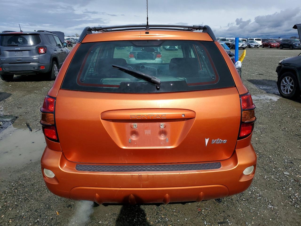 2004 PONTIAC VIBE