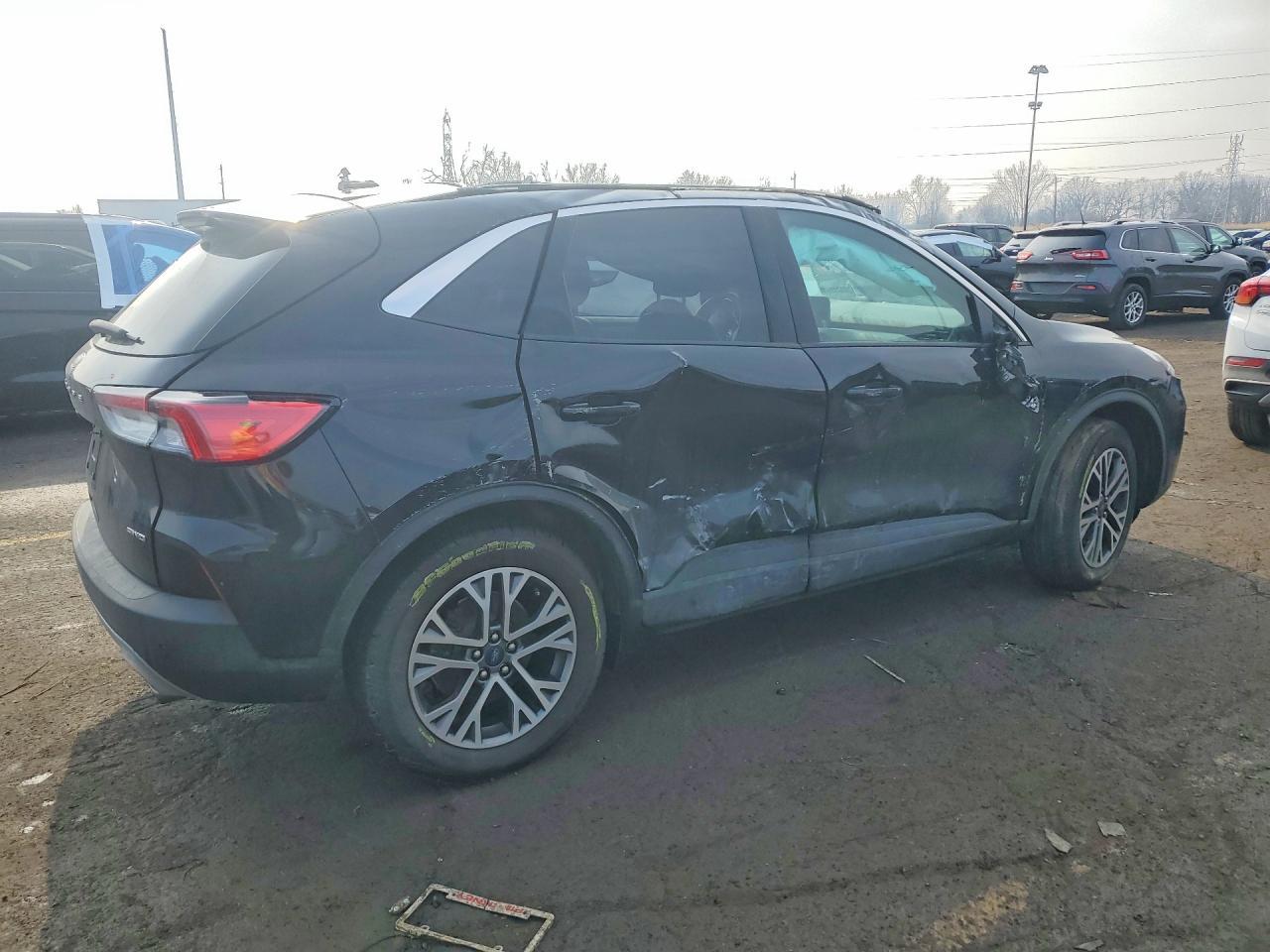 2020 FORD ESCAPE