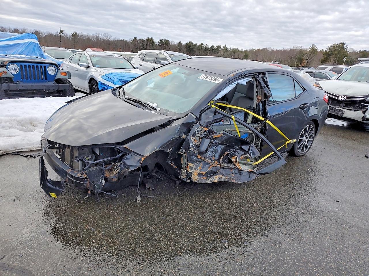 2015 TOYOTA COROLLA