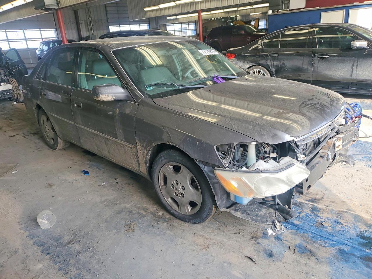 2003 TOYOTA Avalon