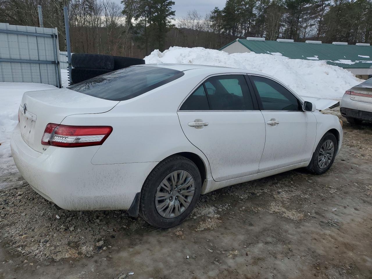 2010 TOYOTA CAMRY