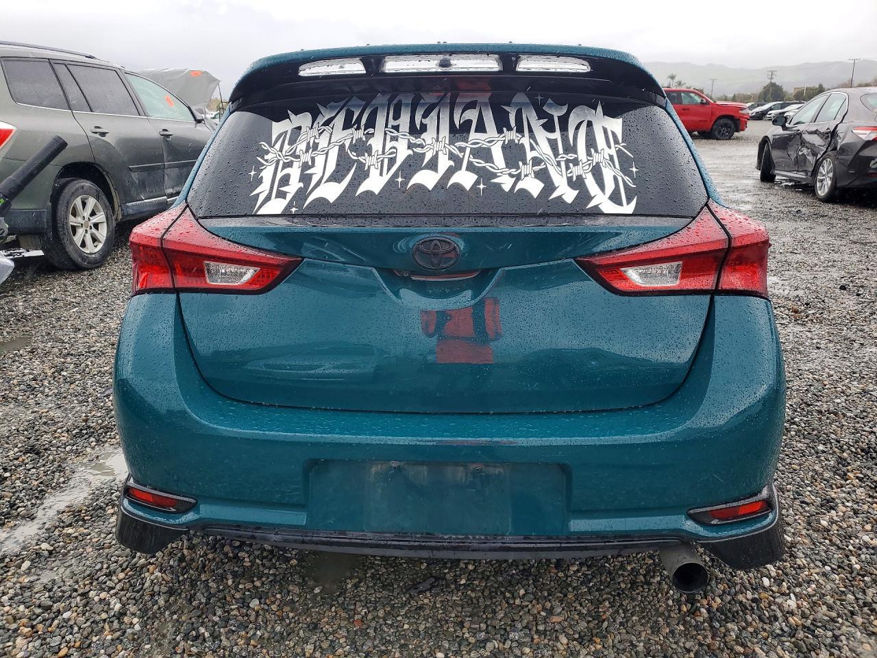 2017 TOYOTA COROLLA