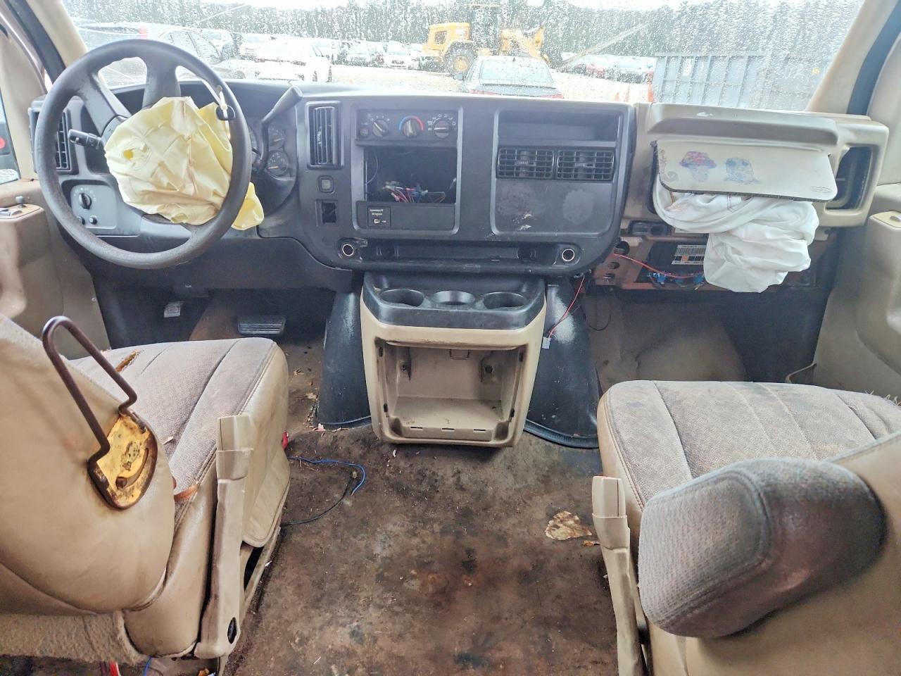 2003 CHEVROLET Express 3500