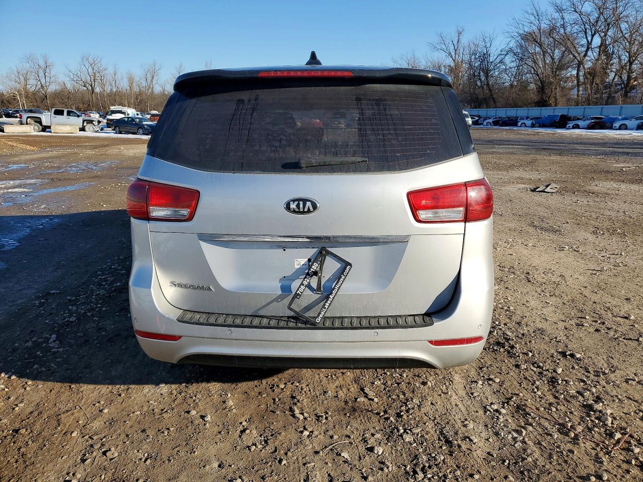 2015 KIA SEDONA
