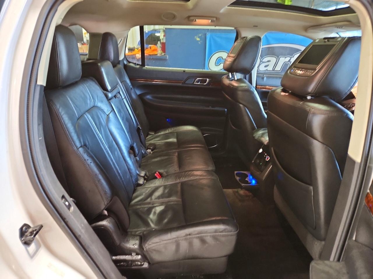 2014 LINCOLN MKT