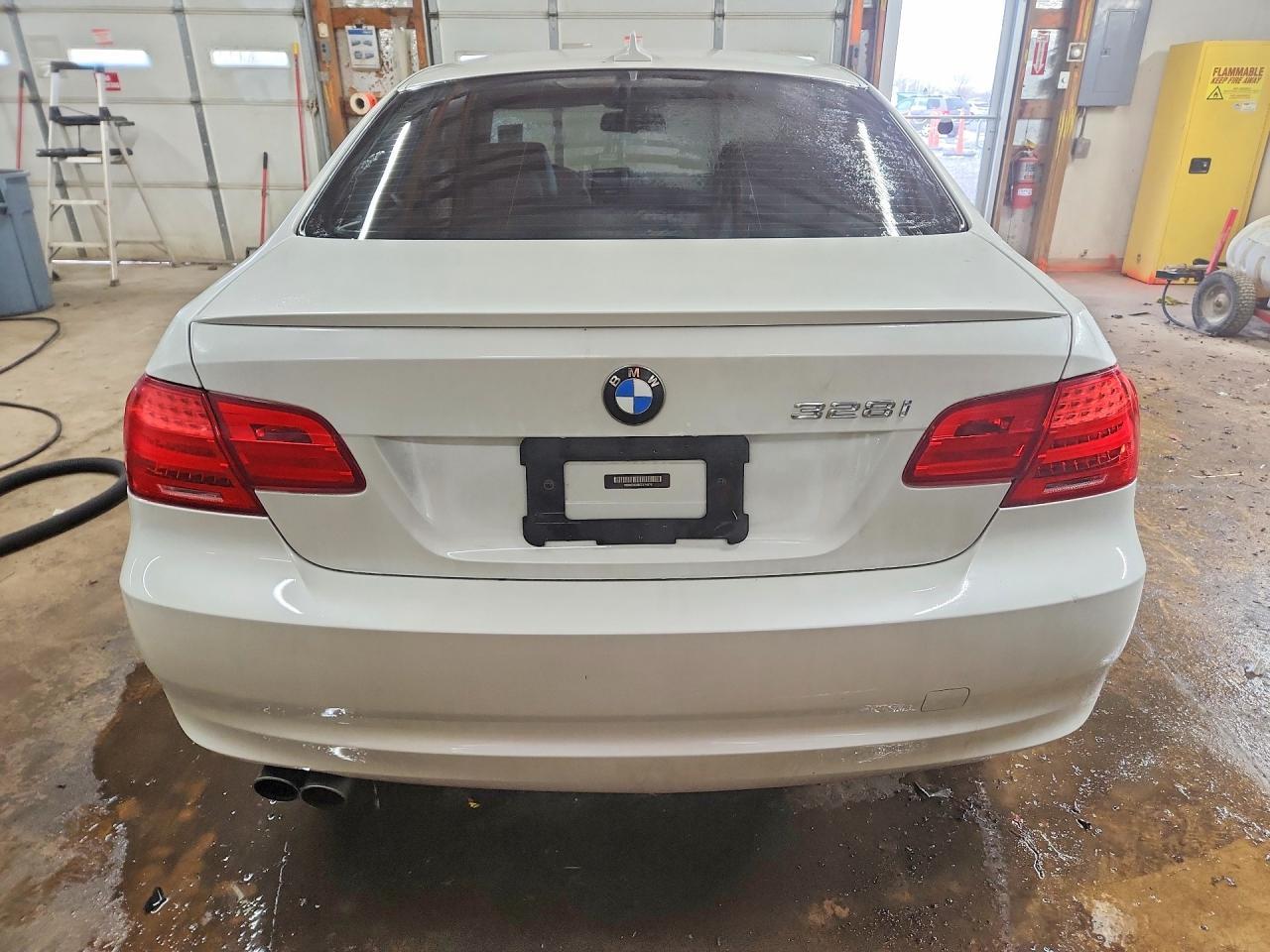 2012 BMW 3 SERIES