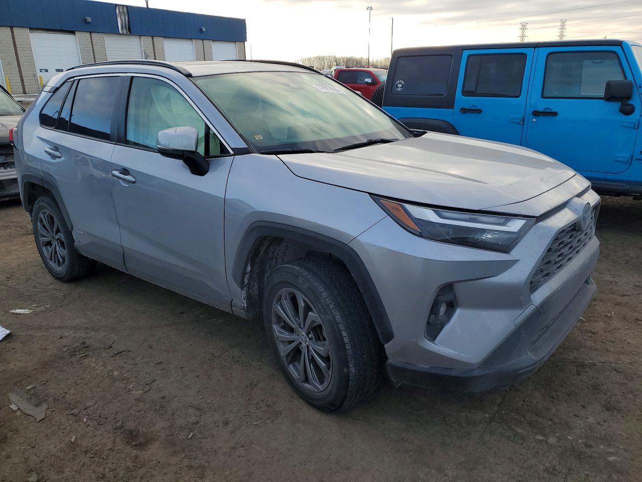 2022 TOYOTA RAV4
