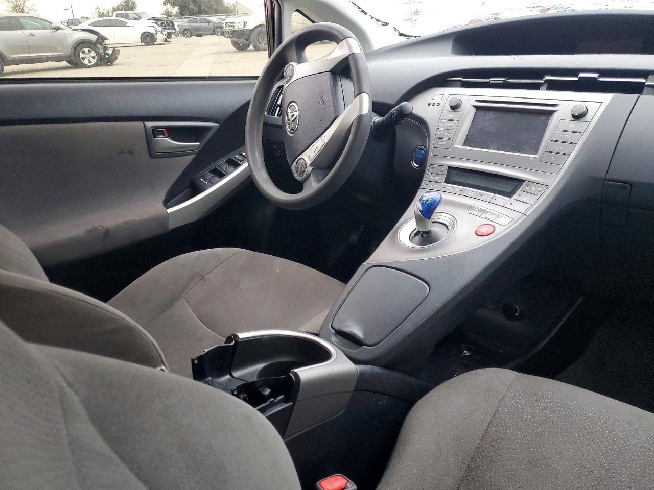 2015 TOYOTA PRIUS