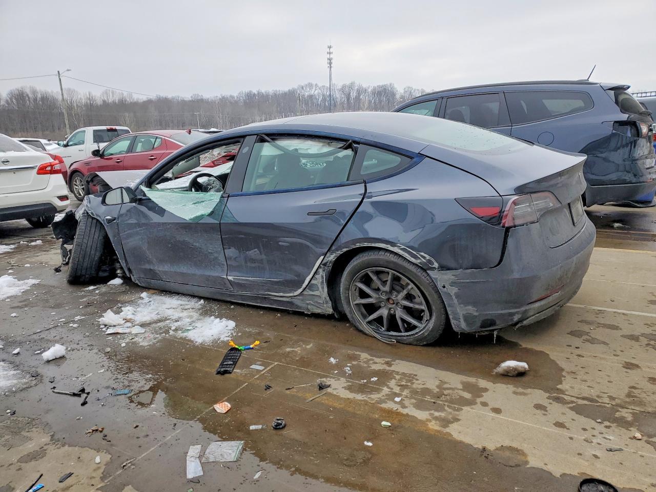 2022 TESLA MODEL 3