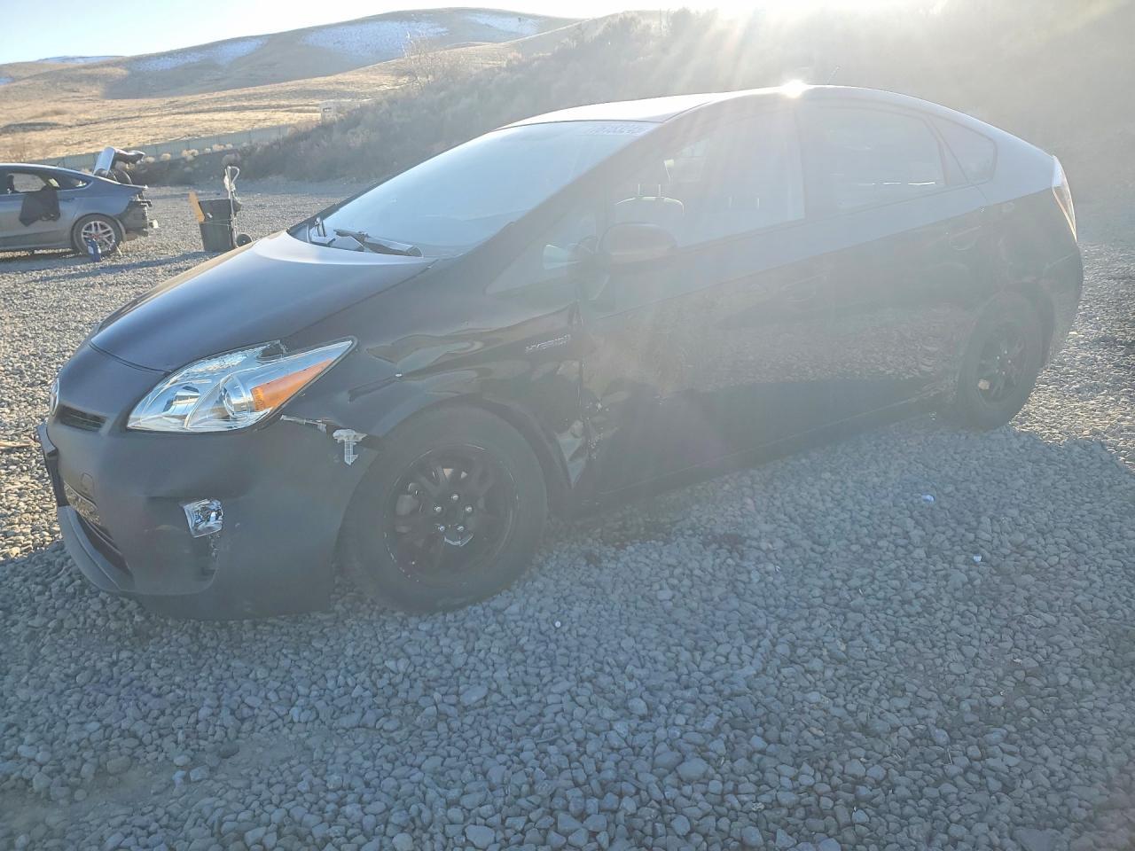 2015 TOYOTA PRIUS