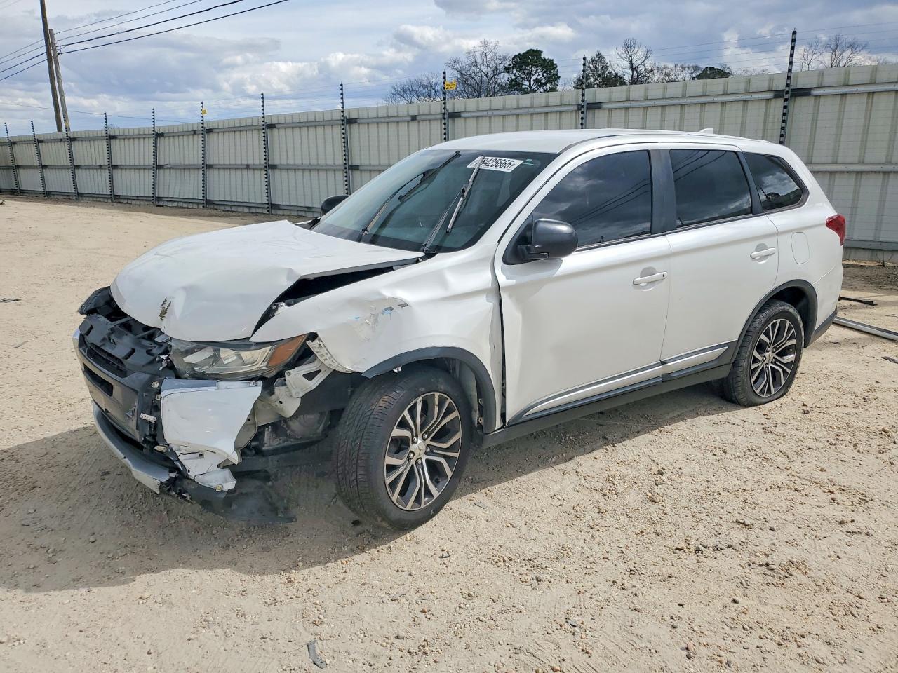 2017 MITSUBISHI outlander