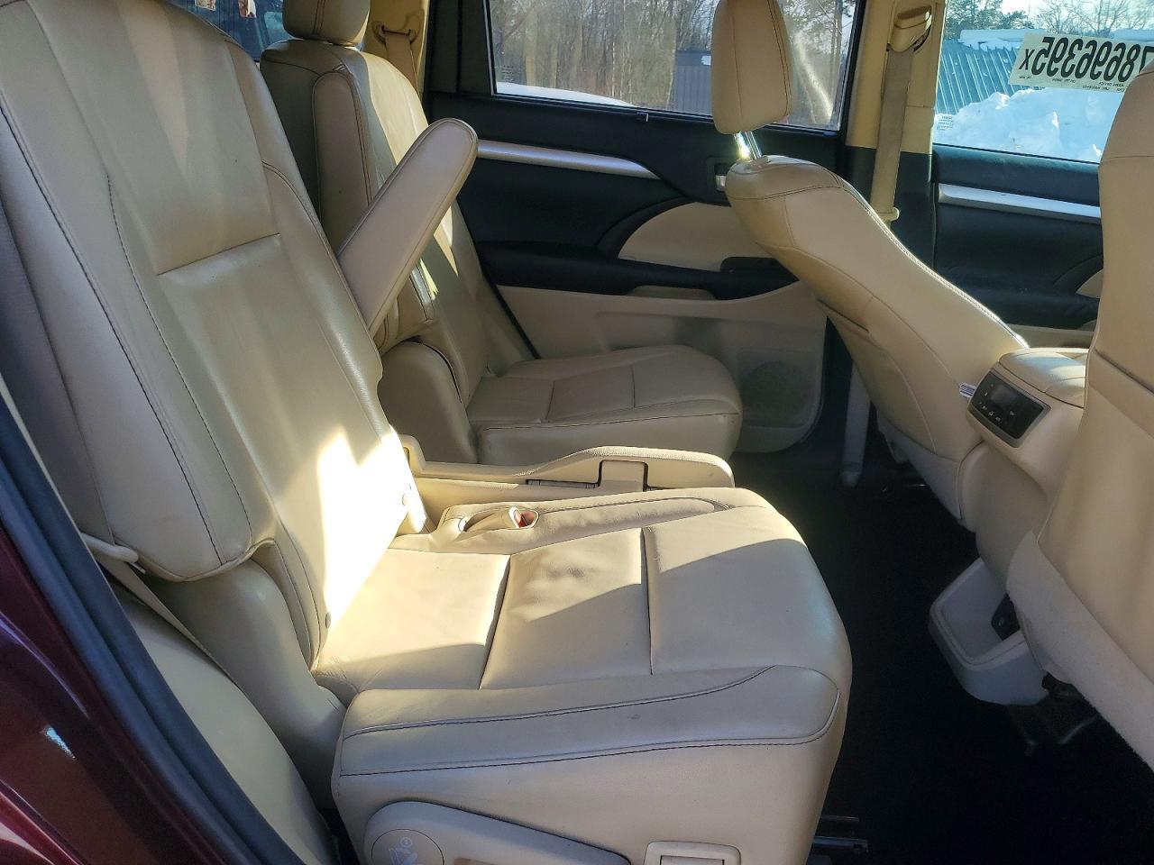 2015 TOYOTA HIGHLANDER