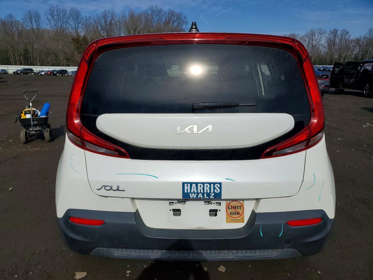 2022 KIA SOUL