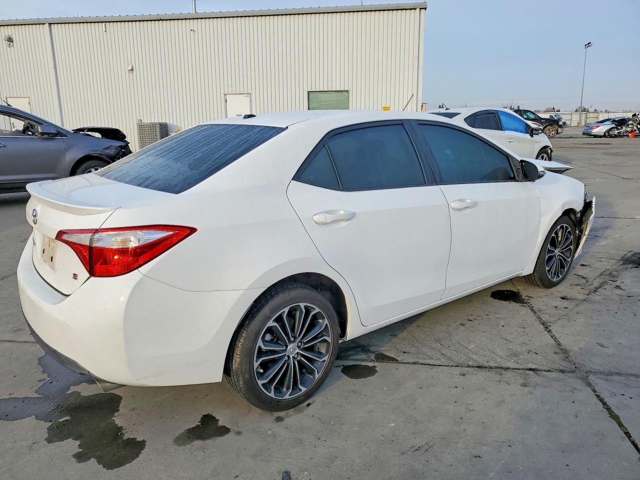 2014 TOYOTA COROLLA