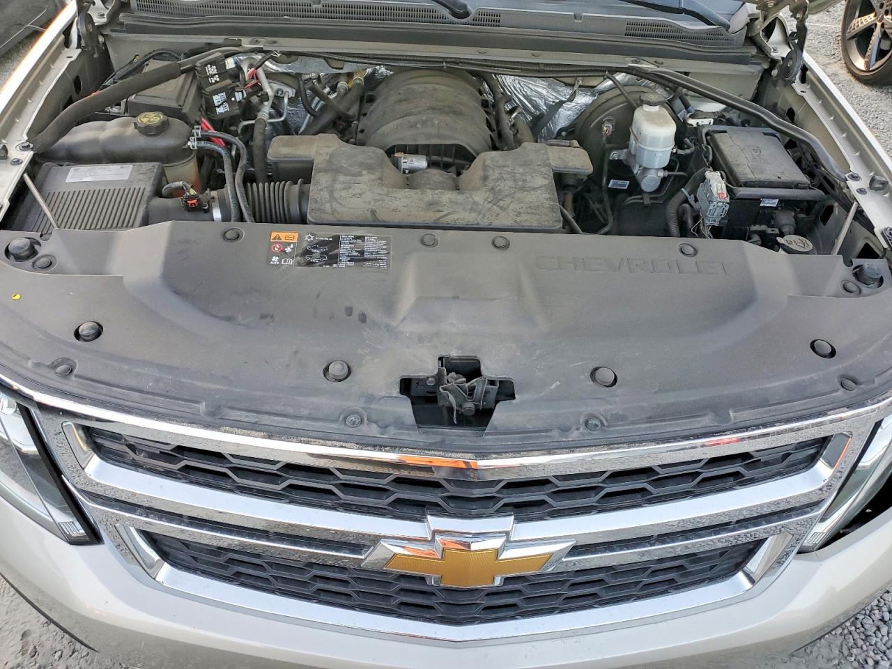 2016 CHEVROLET Suburban