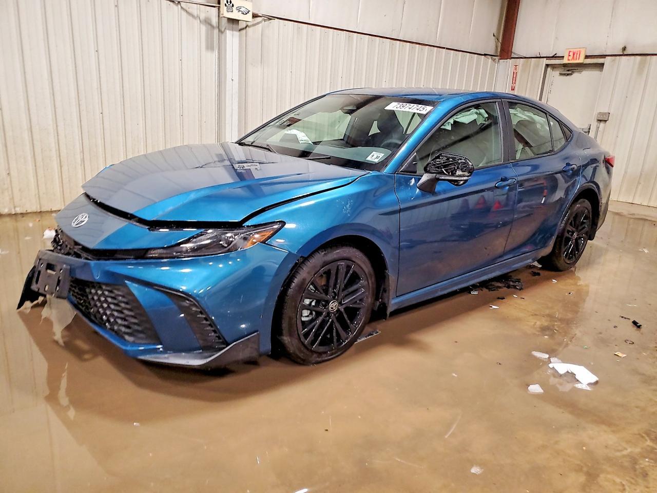 2025 TOYOTA CAMRY