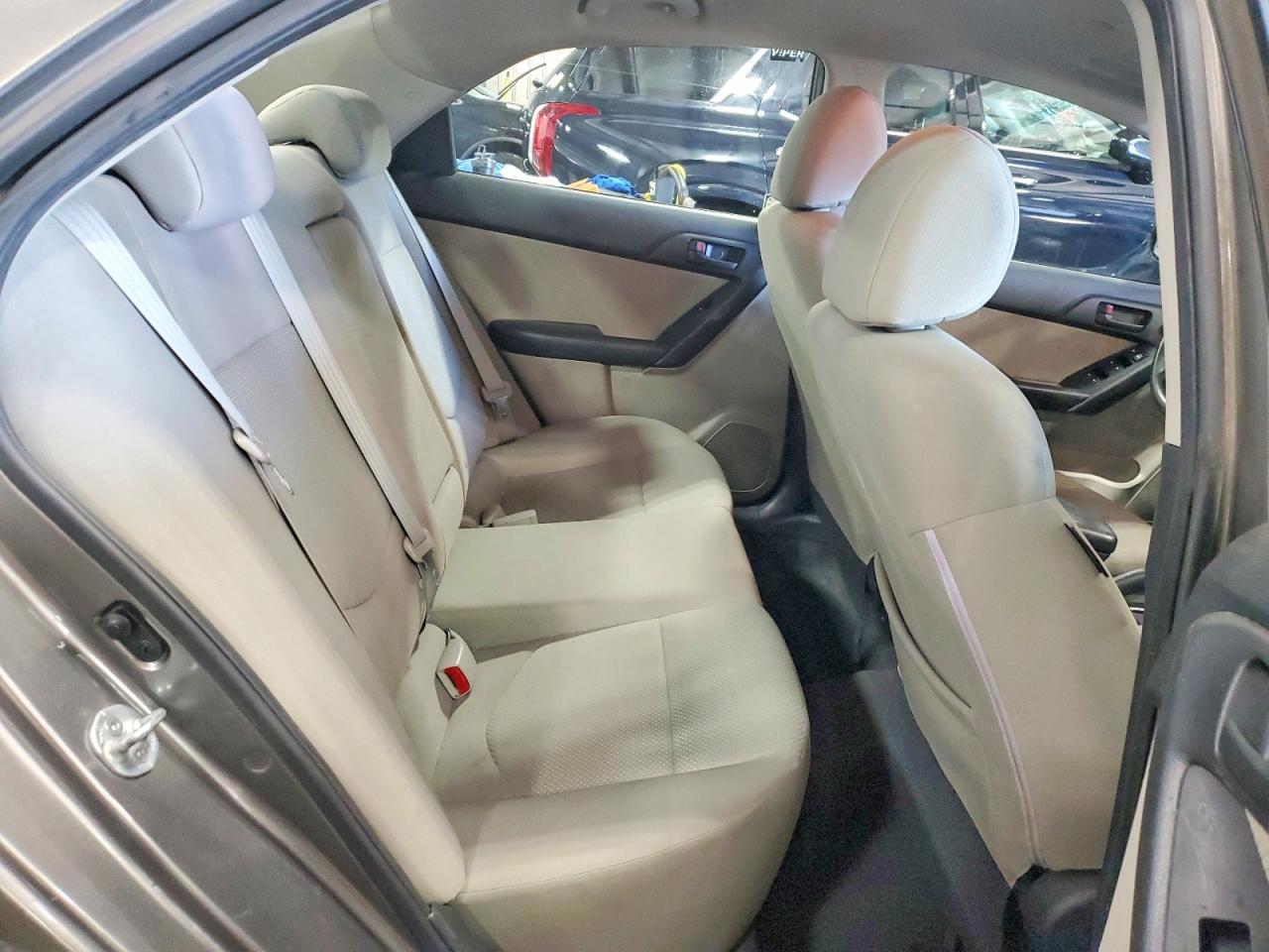 2011 KIA FORTE