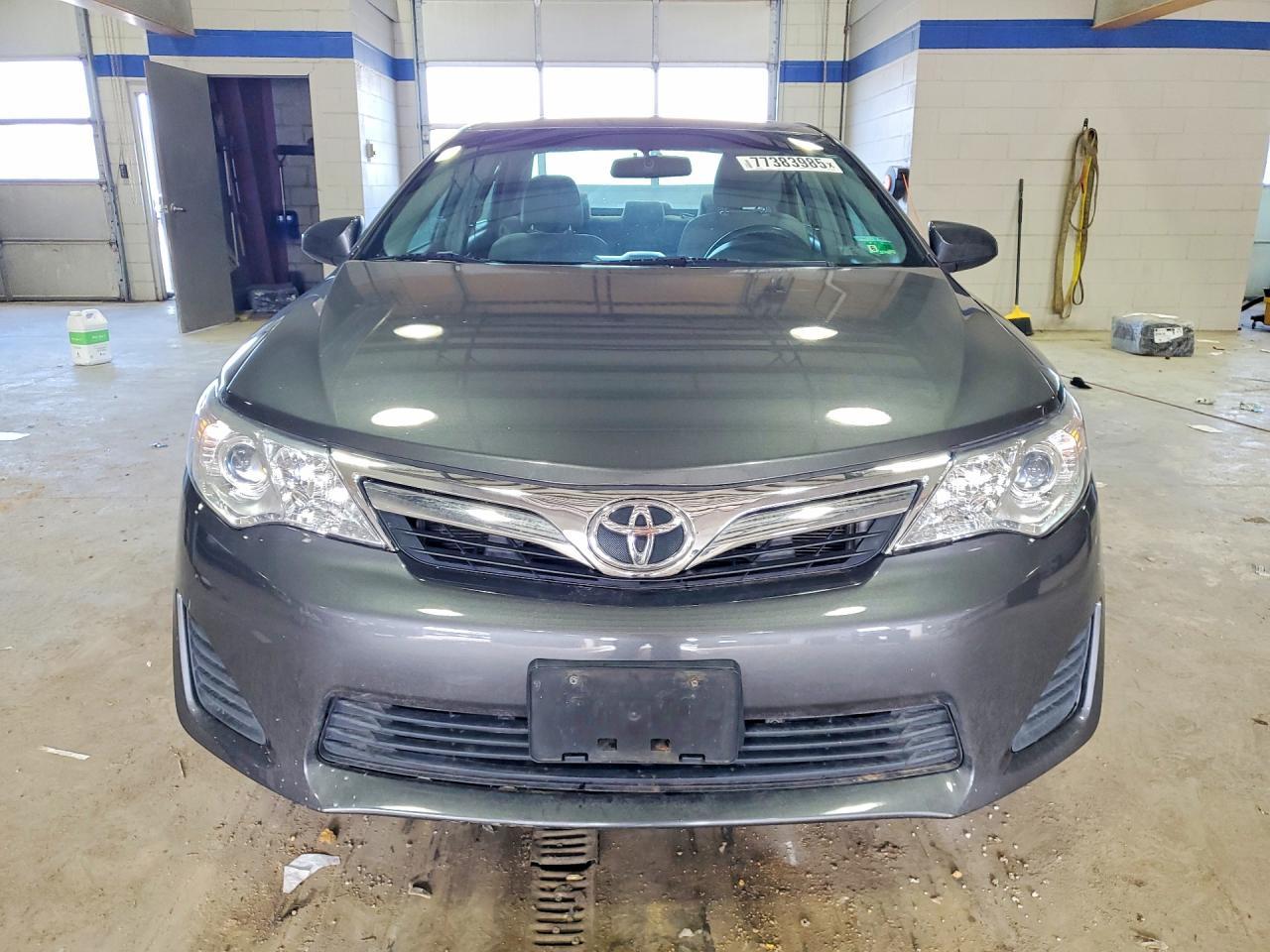2013 TOYOTA CAMRY