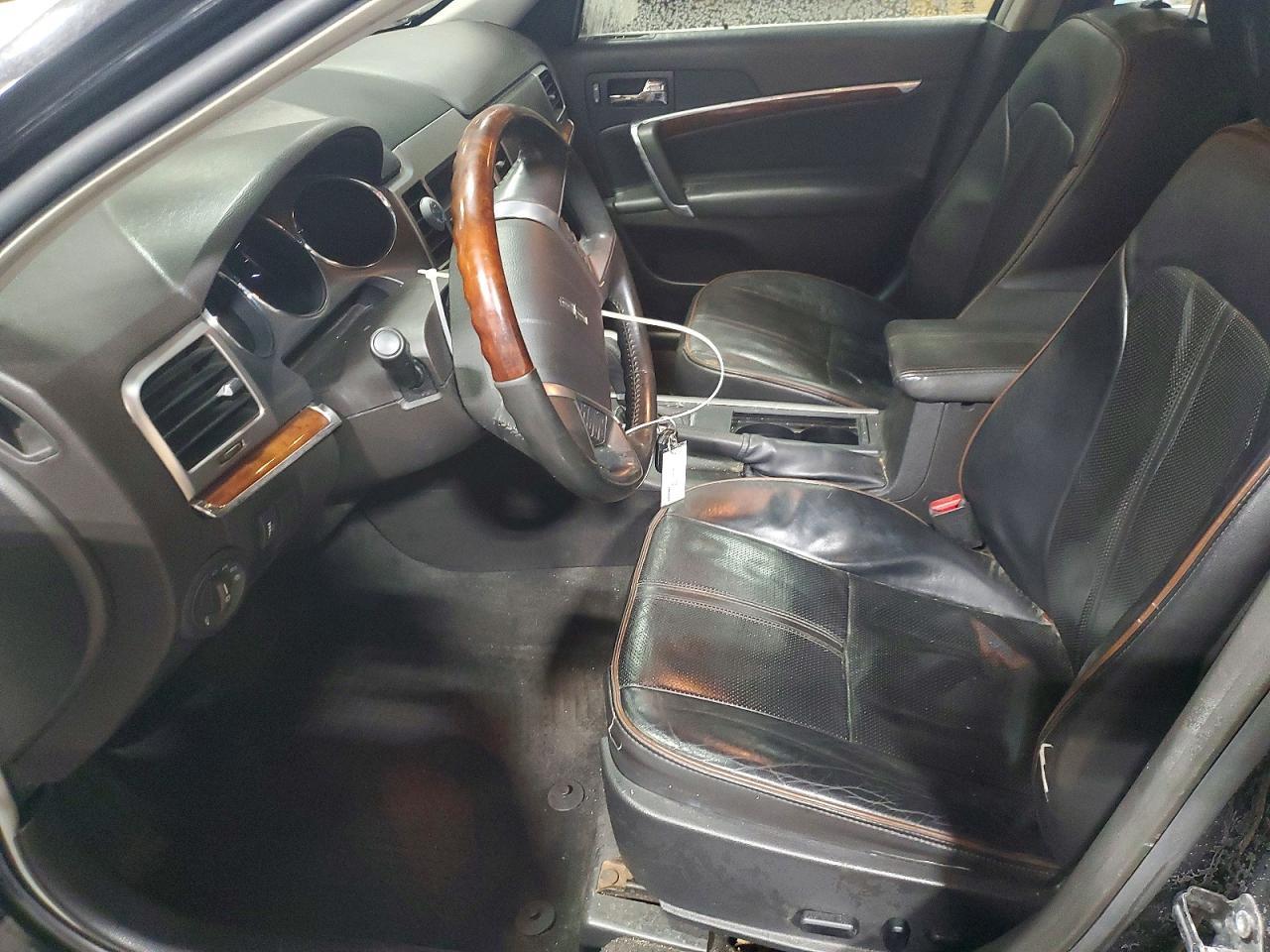 2010 LINCOLN MKZ