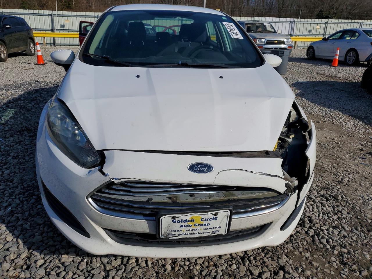 2016 FORD Fiesta
