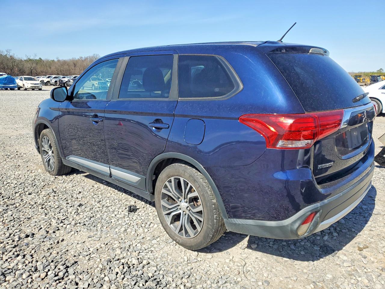 2016 MITSUBISHI outlander