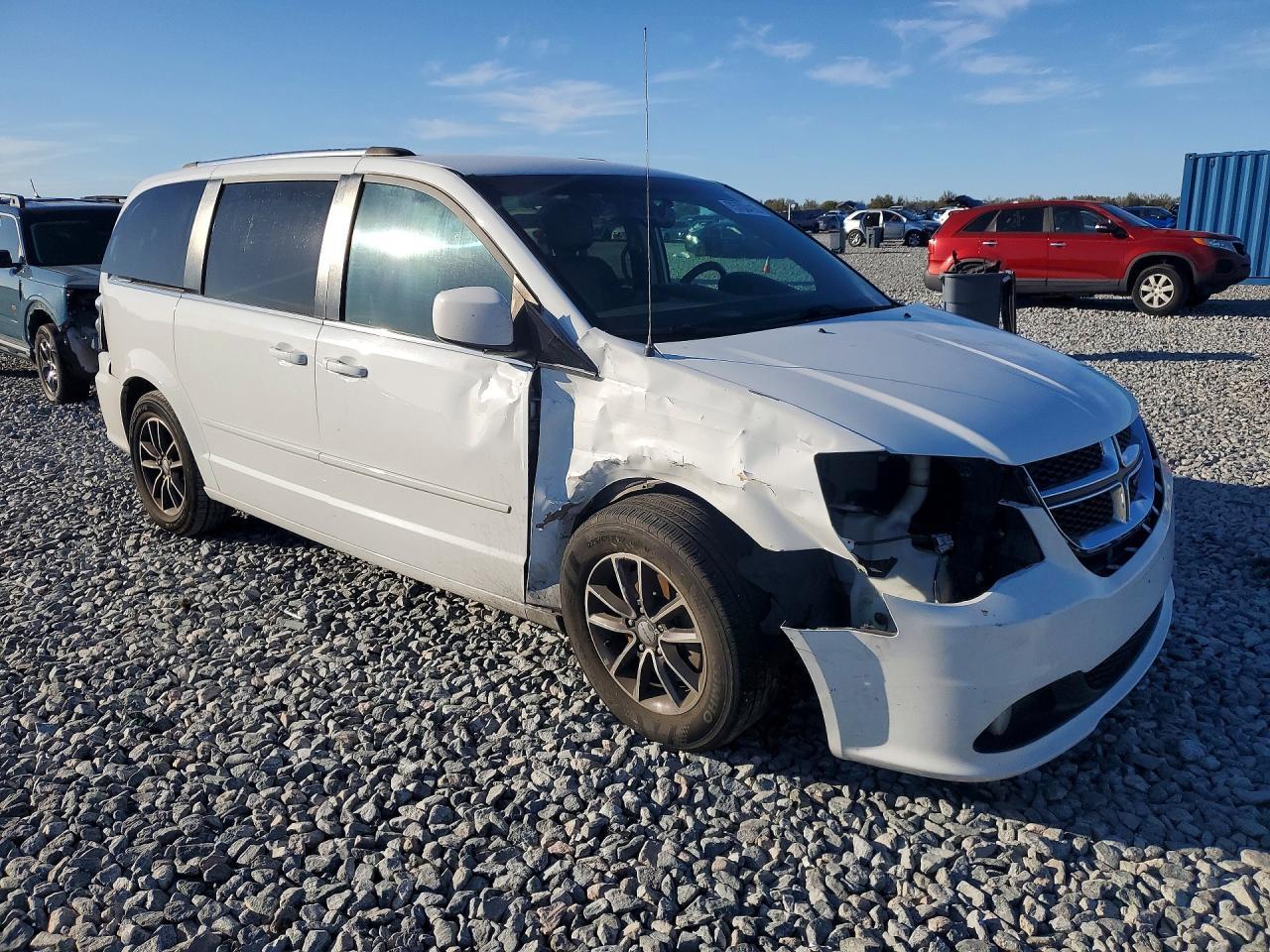 2017 DODGE GRAND CARAVAN