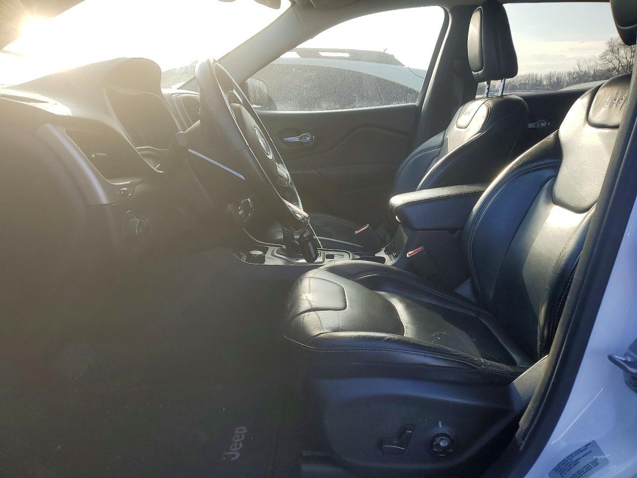 2016 JEEP CHEROKEE