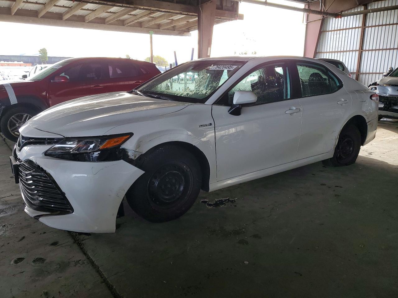2019 TOYOTA CAMRY