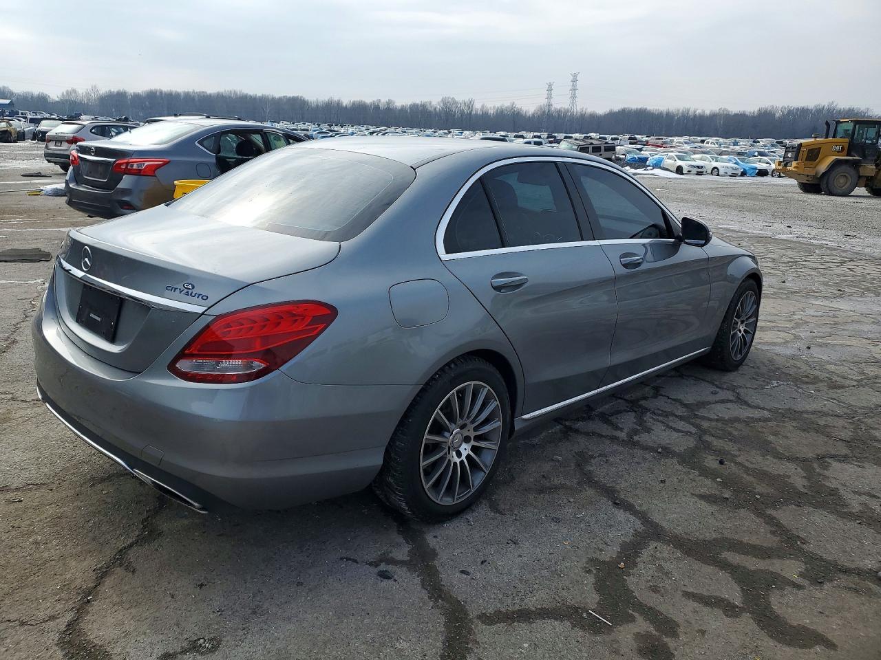 2016 MERCEDES-BENZ C-CLASS