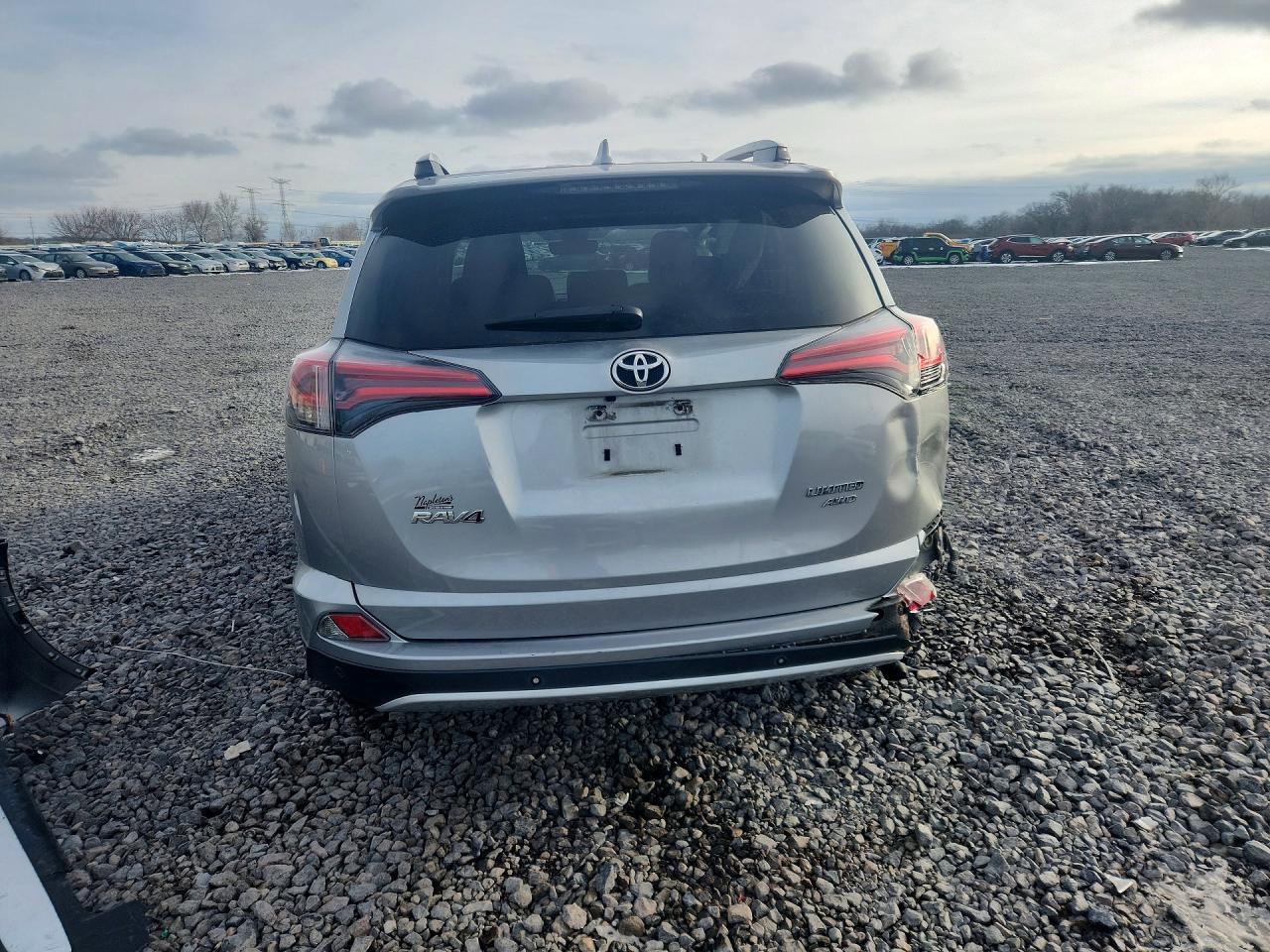 2016 TOYOTA RAV4