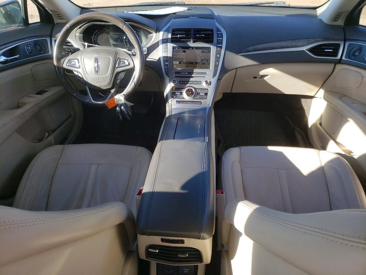 2017 LINCOLN MKZ