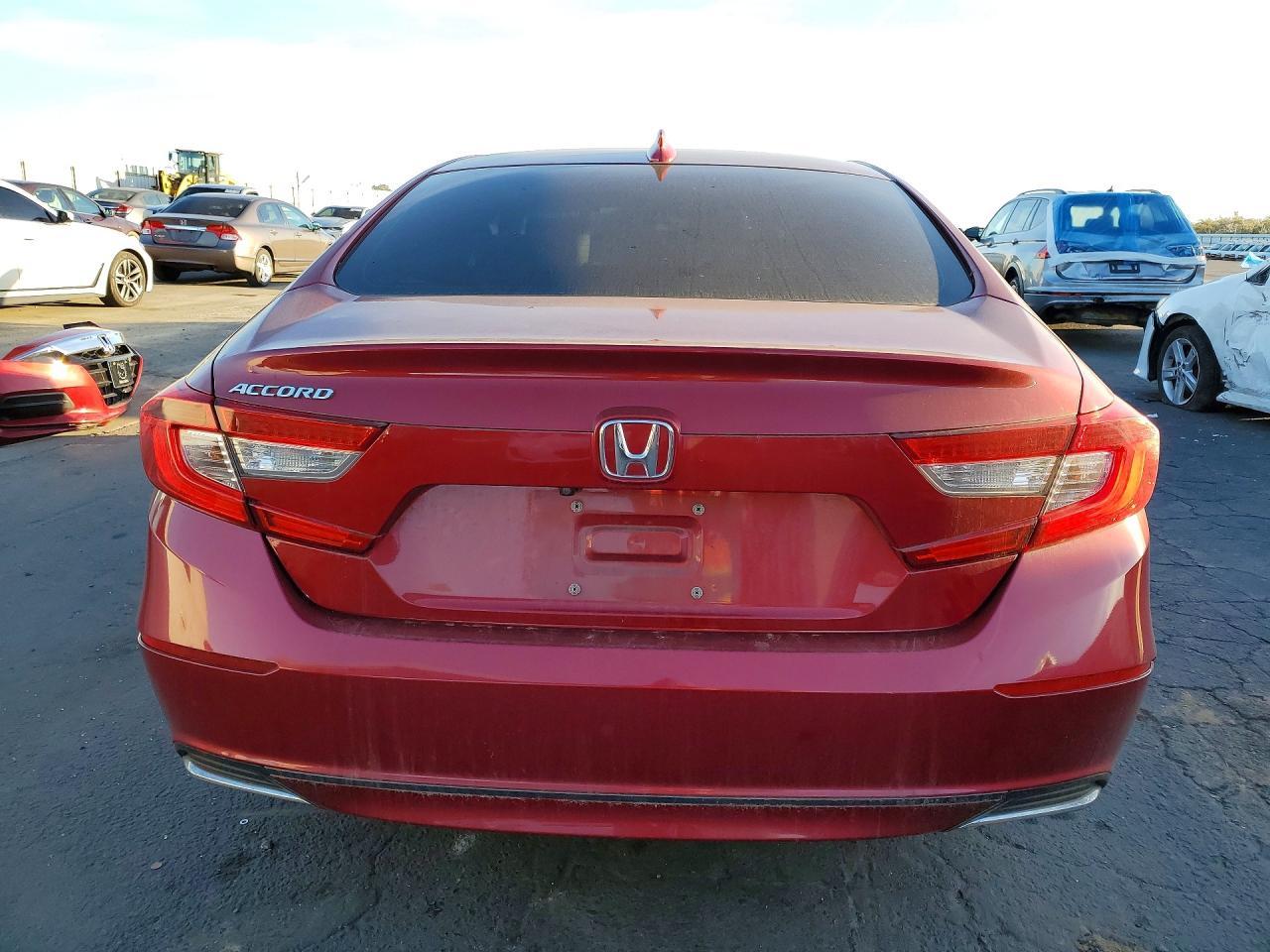 2018 HONDA ACCORD