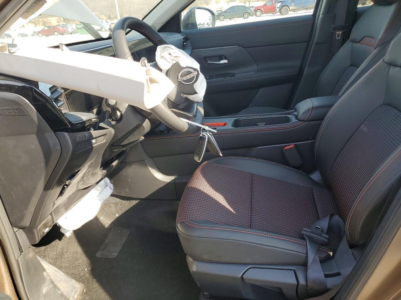 2026 NISSAN KICKS