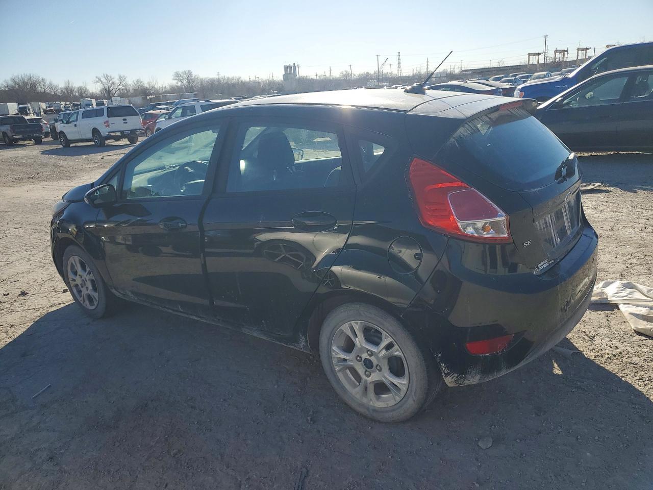 2016 FORD Fiesta