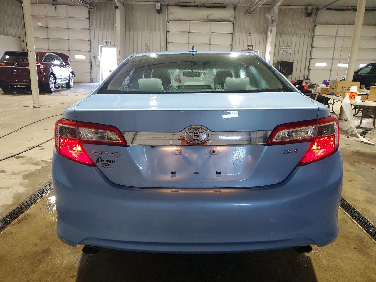2013 TOYOTA CAMRY
