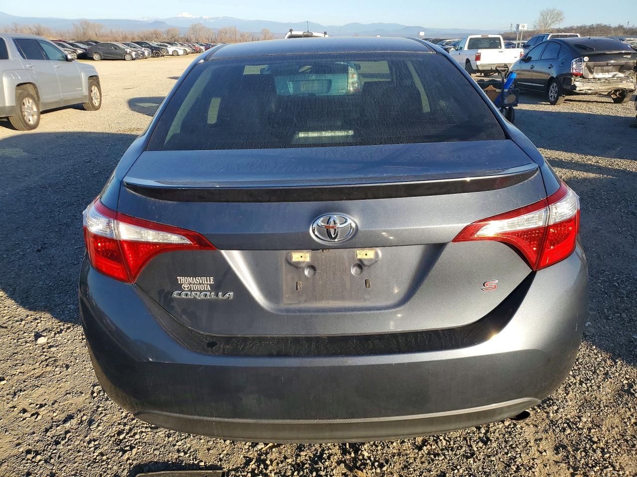 2015 TOYOTA COROLLA