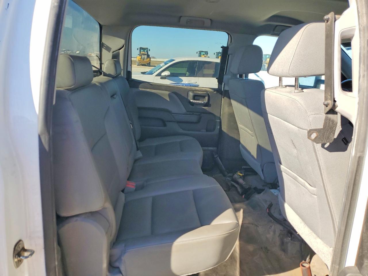2018 CHEVROLET Silverado