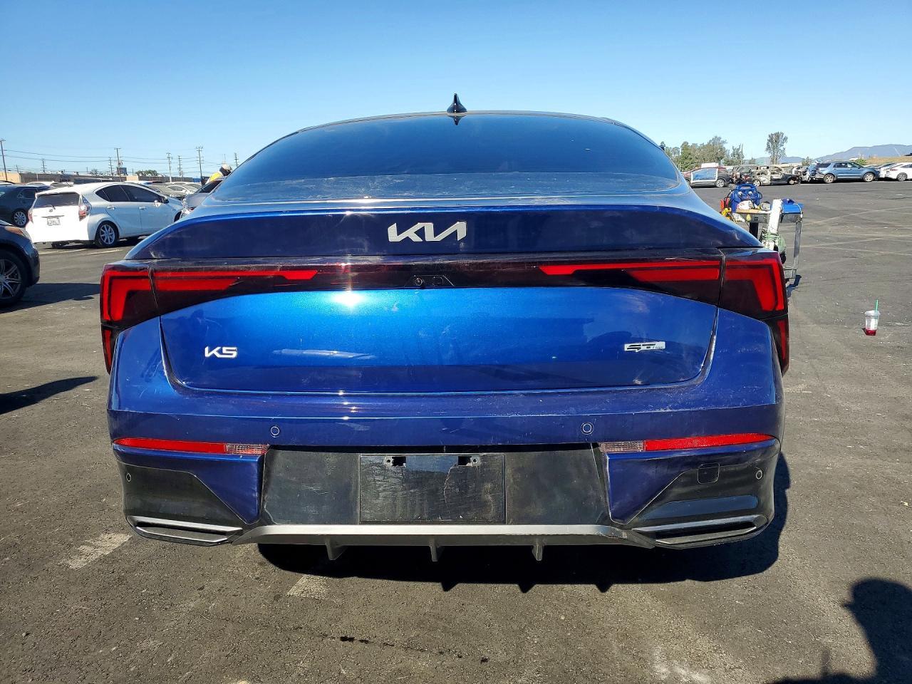 2025 KIA K5