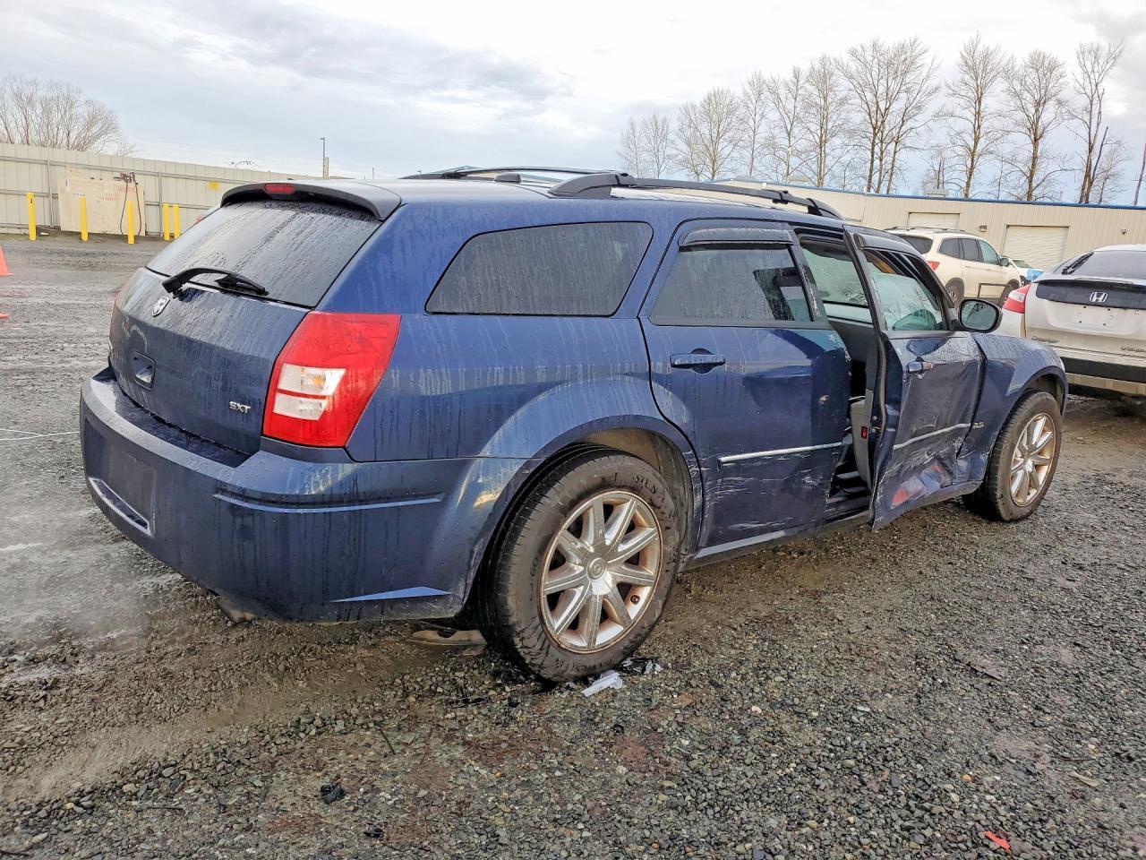 2005 DODGE MAGNUM