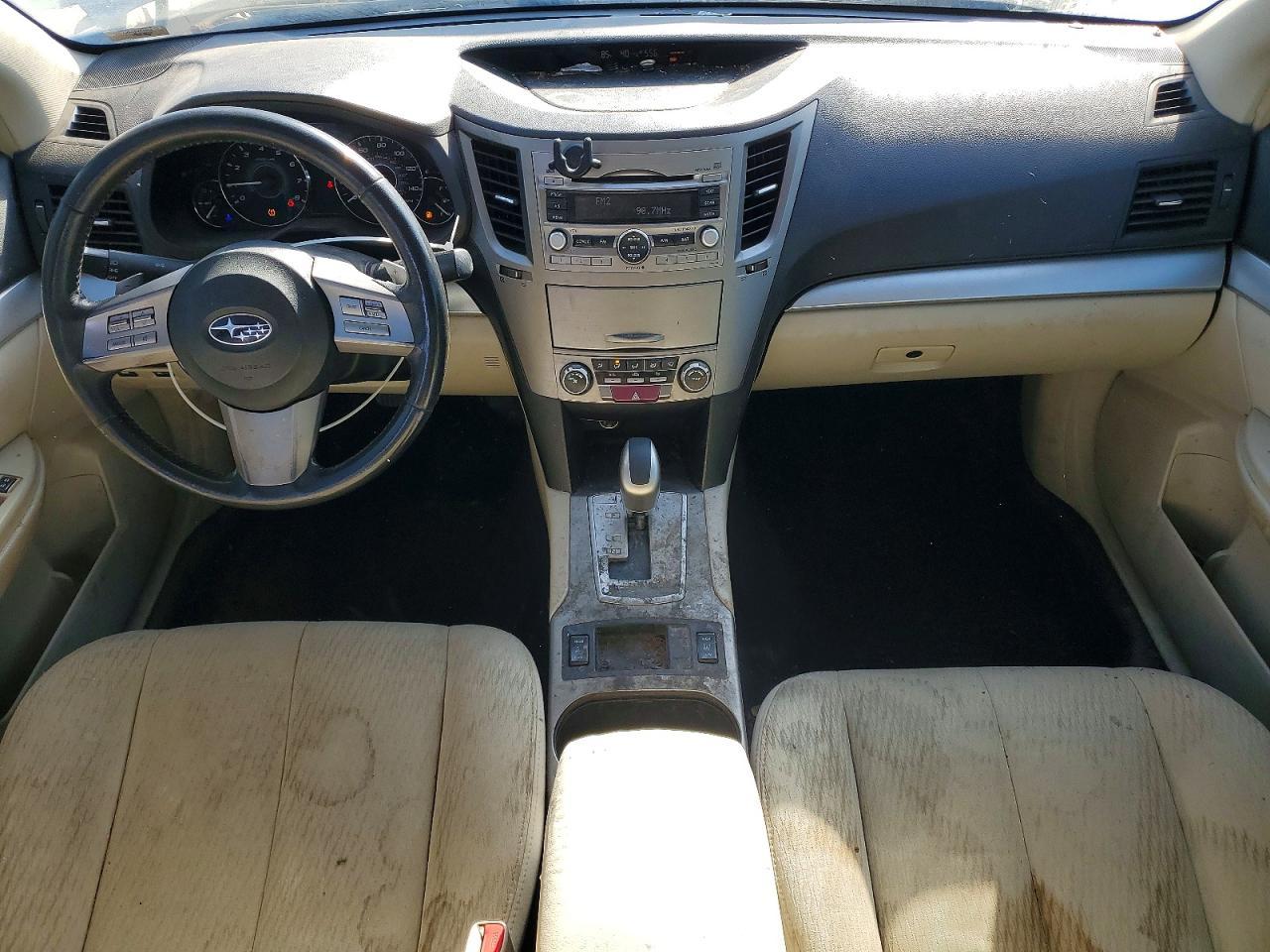 2010 SUBARU Legacy