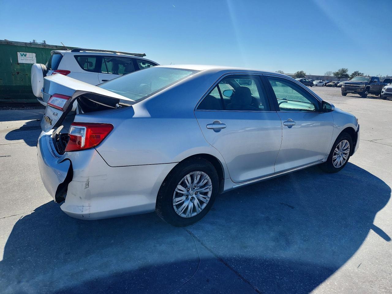 2012 TOYOTA CAMRY