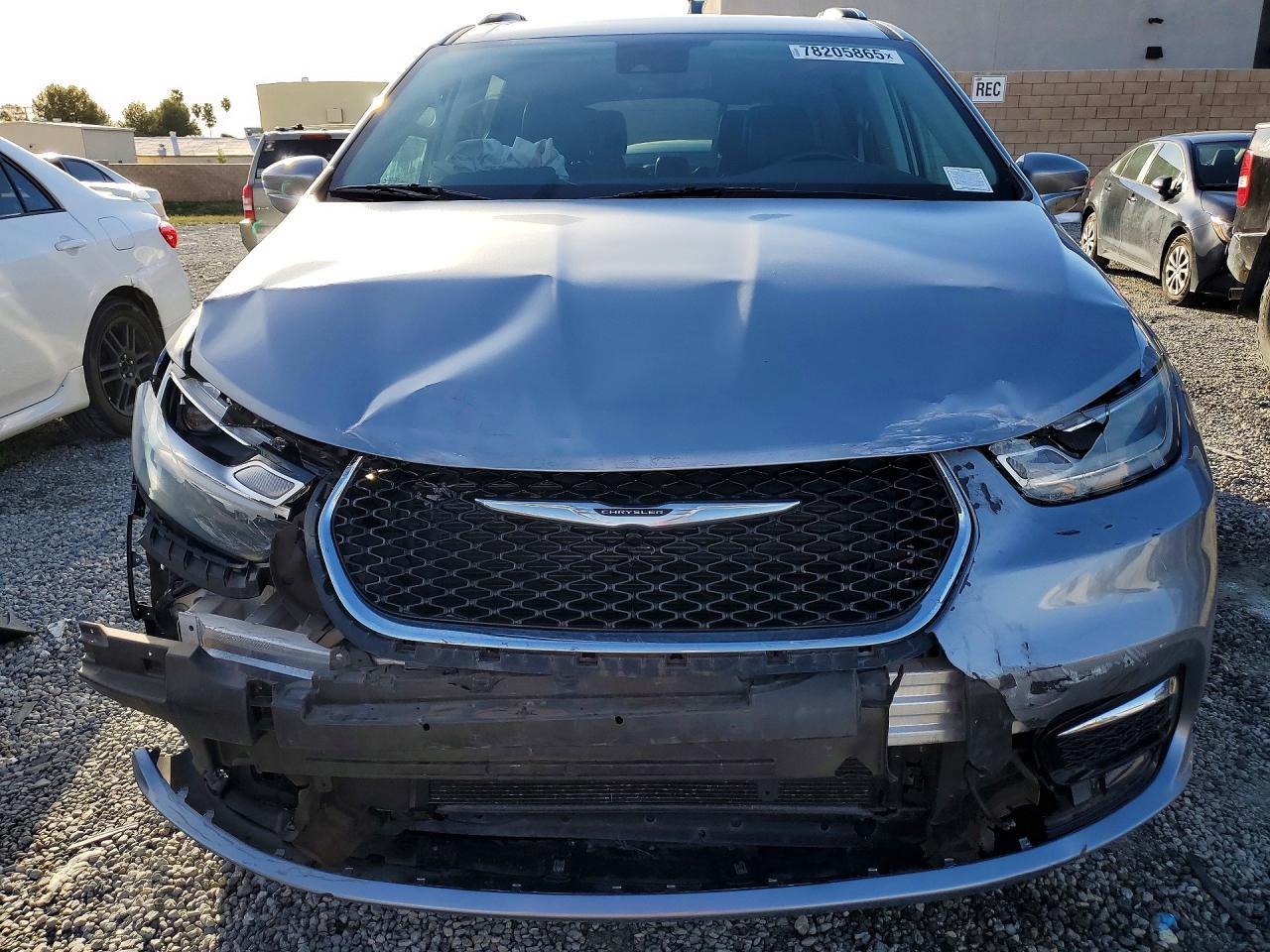 2021 CHRYSLER Pacifica