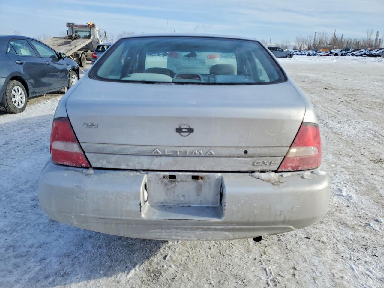 2001 NISSAN ALTIMA