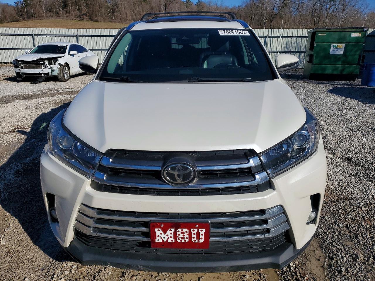 2017 TOYOTA HIGHLANDER