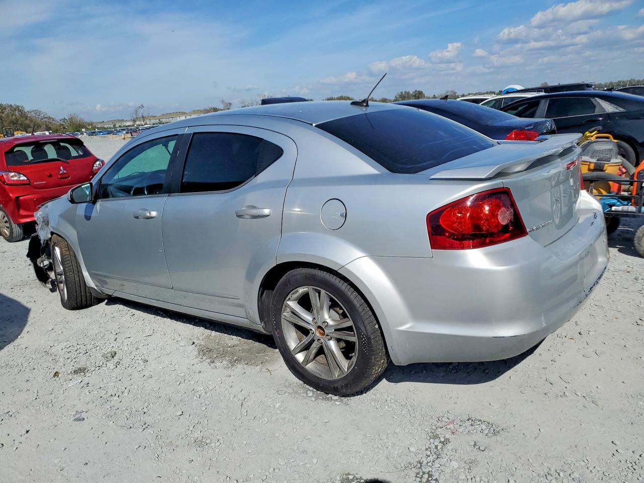 2011 DODGE Avenger